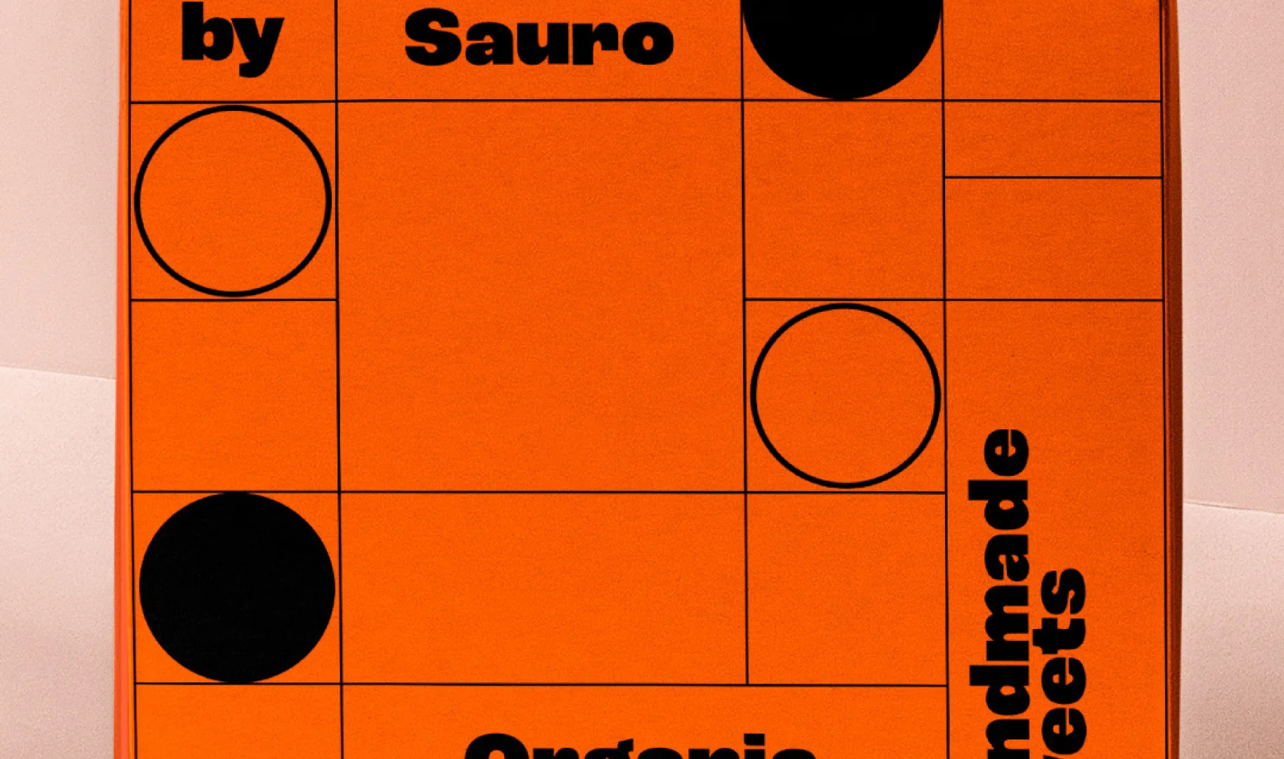 Sauro — dried-fruit sweets packaging